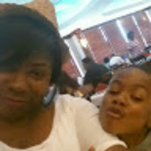 Meet your Posher, Rae